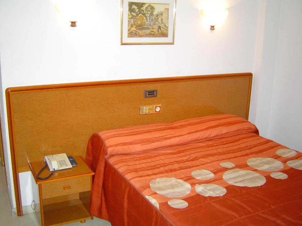 Hotel Lazaro Calamocha Δωμάτιο φωτογραφία