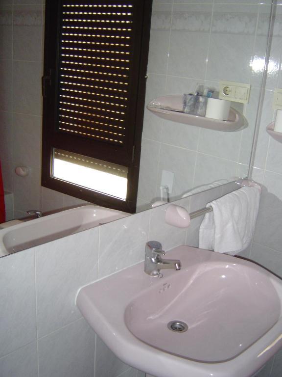 Hotel Lazaro Calamocha Δωμάτιο φωτογραφία